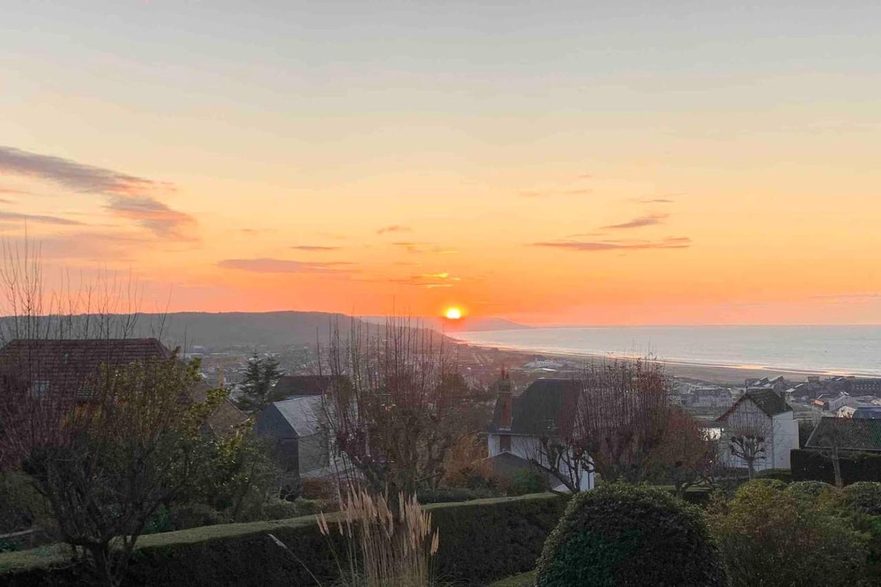 Appartement Avec Terrasse Vue Mer Trouville Sur Mer Экстерьер фото