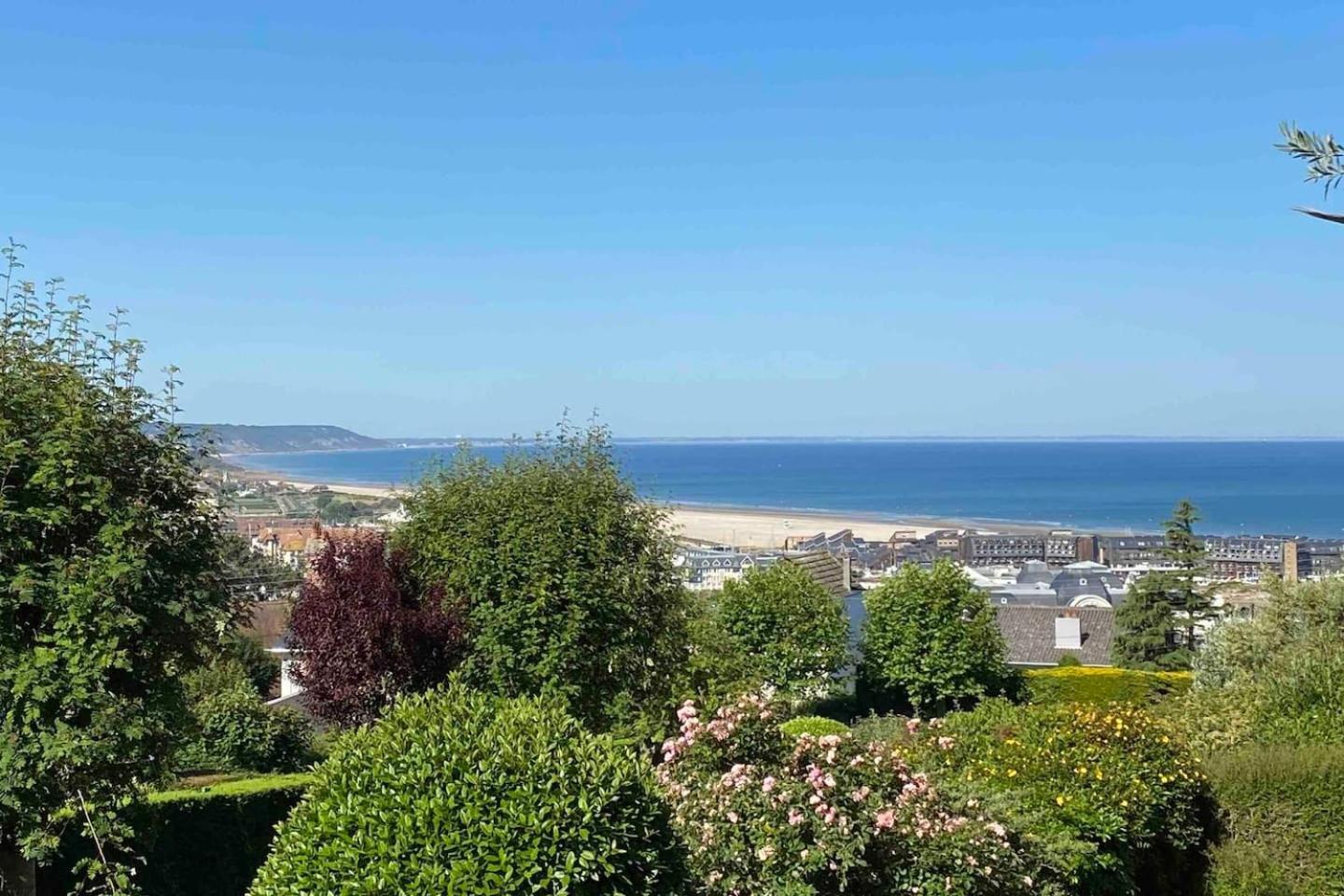 Appartement Avec Terrasse Vue Mer Trouville Sur Mer Экстерьер фото